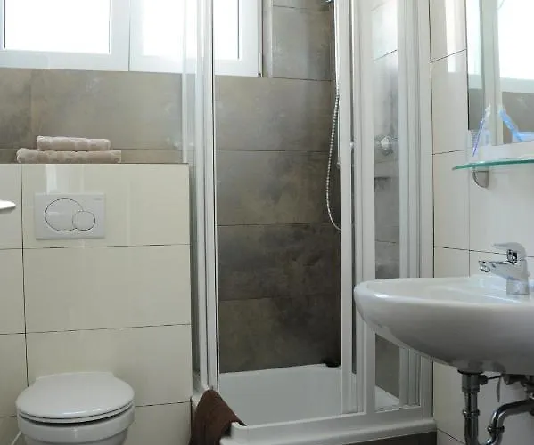 Ferienzimmer Ellisee, Kontaktloser Check-in Δωμάτια σε οικογενειακή κατοικία *