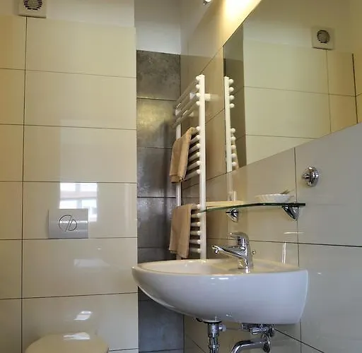 Δωμάτια σε οικογενειακή κατοικία Ferienzimmer Ellisee, Kontaktloser Check-in Φριντρισχάφεν